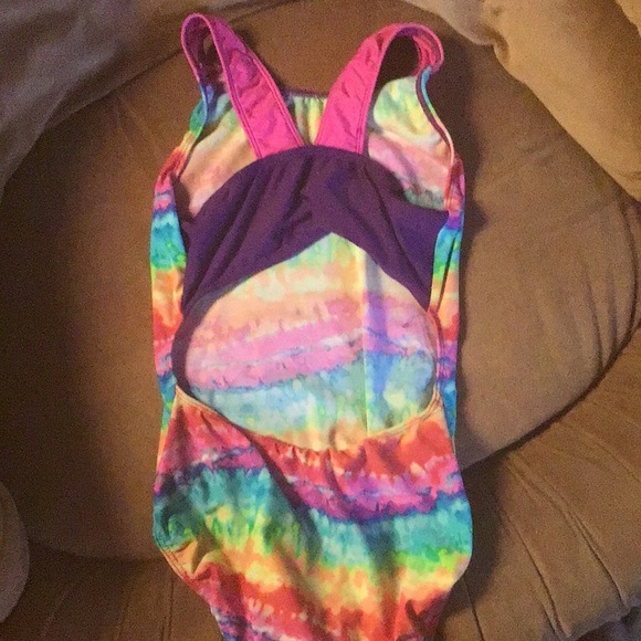 Motion wear size Child Large (CL) - Picture 2 of 3